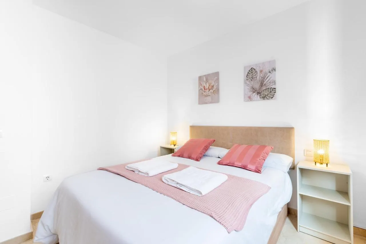 Wintowinrentals - Fabulosa Ubicacion, Comfort Y Wifi Malaga 0*,  Spain